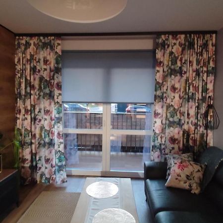 Lux Apartament Odkryj - Bieszczady 우스트르치키 돌네 외부 사진