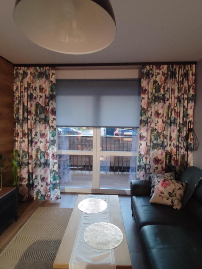 Lux Apartament Odkryj - Bieszczady 우스트르치키 돌네 외부 사진